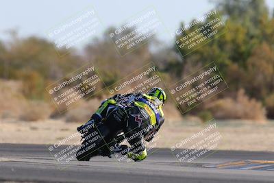 media/Dec-18-2022-SoCal Trackdays (Sun) [[8099a50955]]/Turn 7 Backside (1125am)/